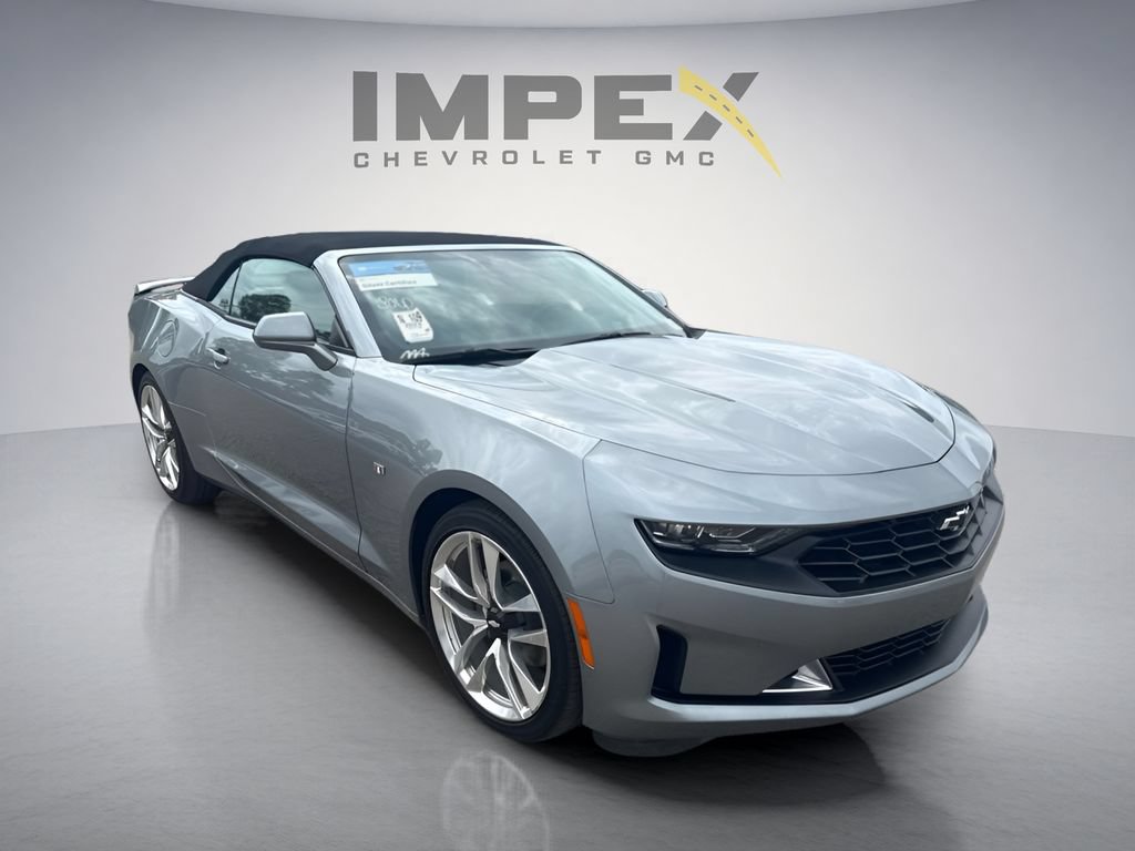 Used 2024 Chevrolet Camaro LT w/ RS Package RWD image 7