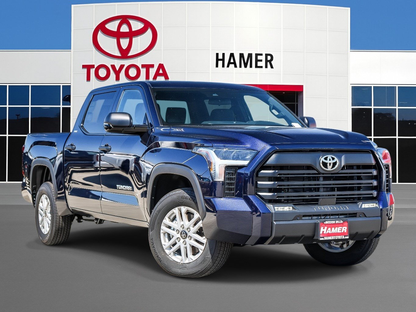 New 2026 Toyota Tundra SR5 w/ SR5 Convenience Package AWD/4WD image 1