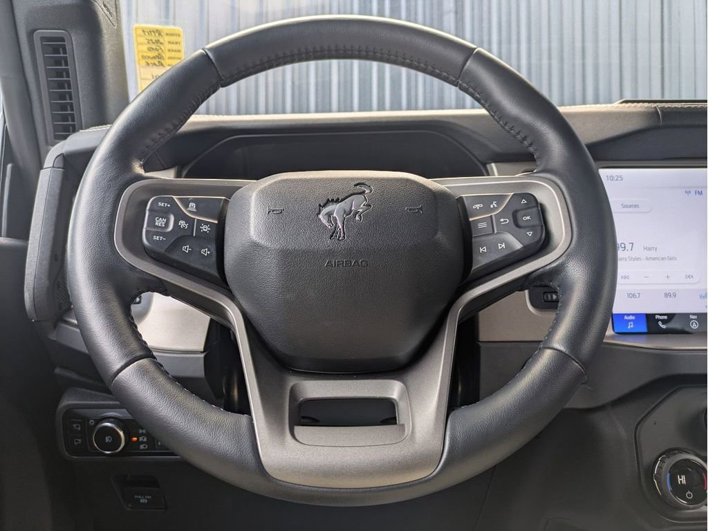 Used 2025 Ford Bronco Outer Banks image 20