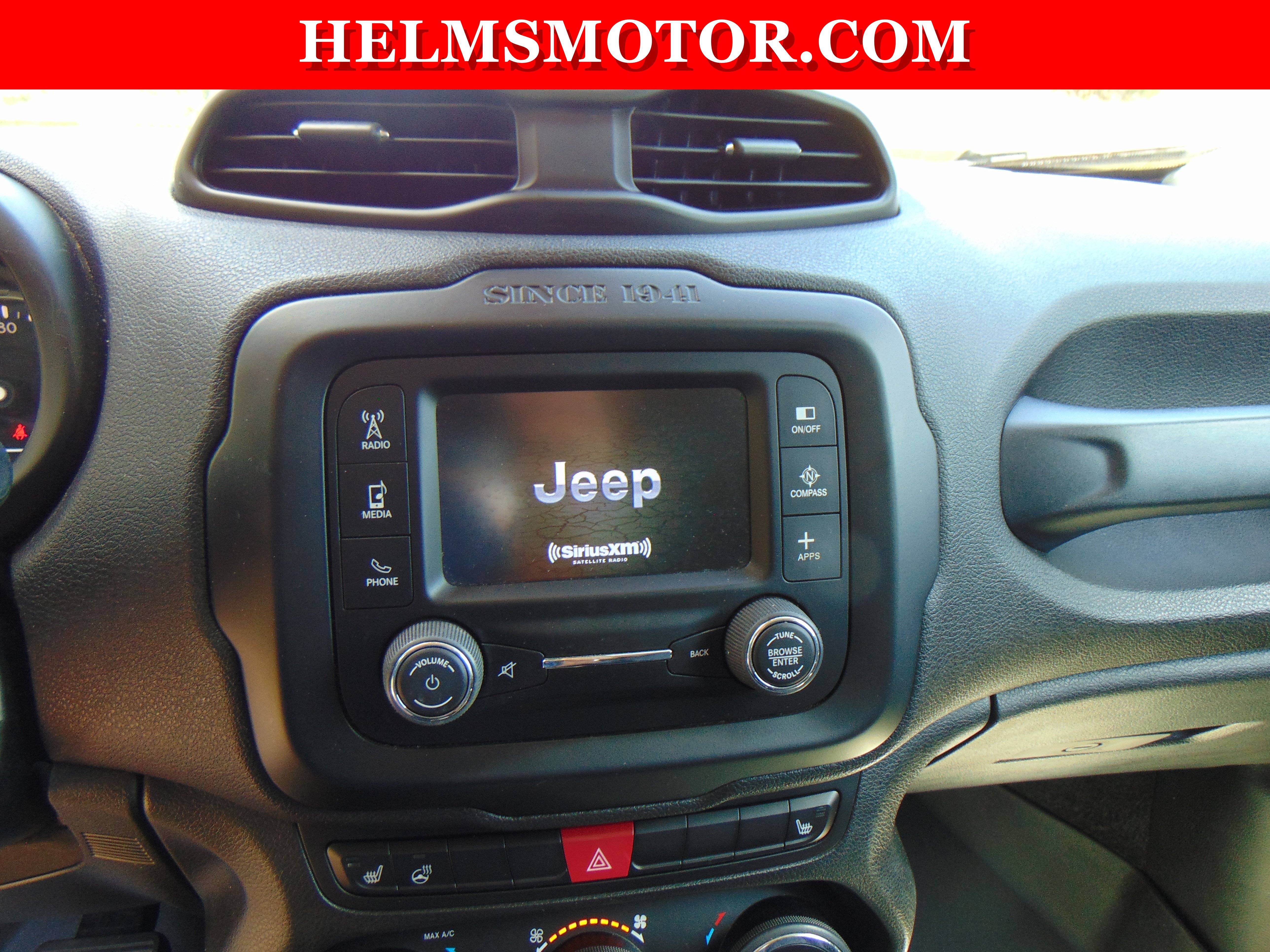Used 2016 Jeep Renegade Limited FWD image 25