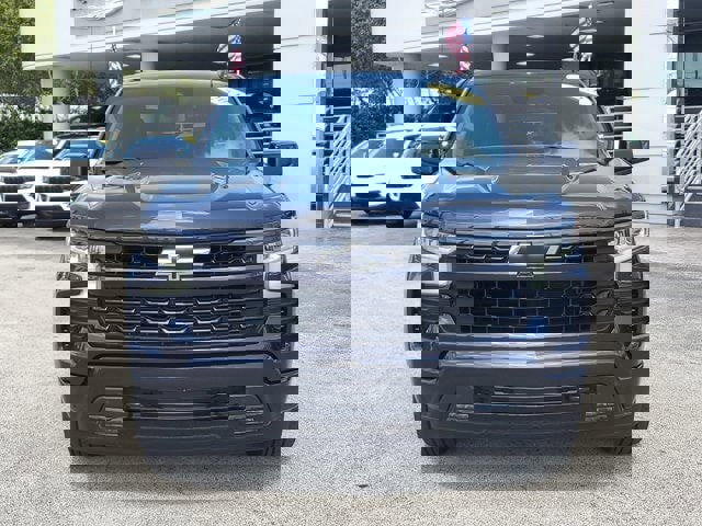 Used 2023 Chevrolet Silverado 1500 RST image 2