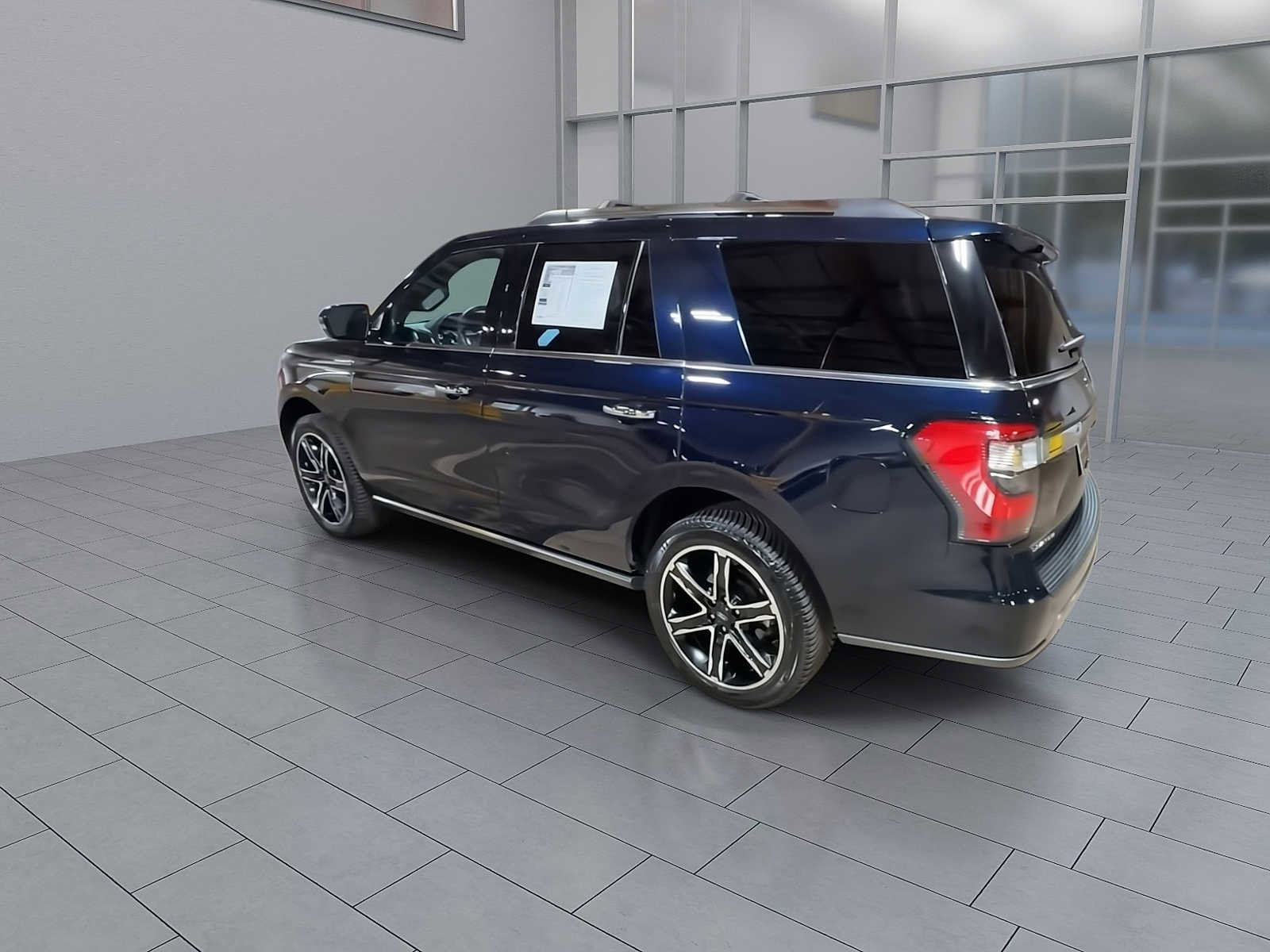 Used 2021 Ford Expedition Limited image 6