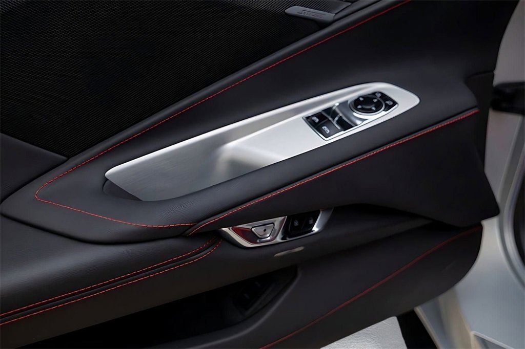 Used 2022 Chevrolet Corvette Stingray Coupe image 25