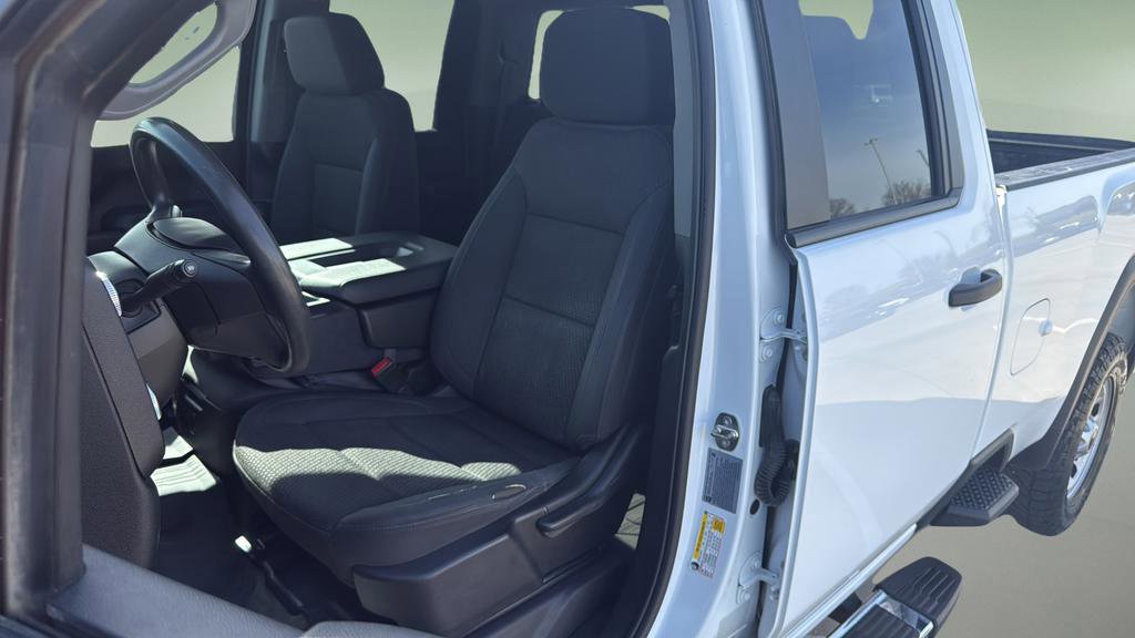 Used 2024 GMC Sierra 3500 Pro w/ Convenience Package AWD/4WD image 19