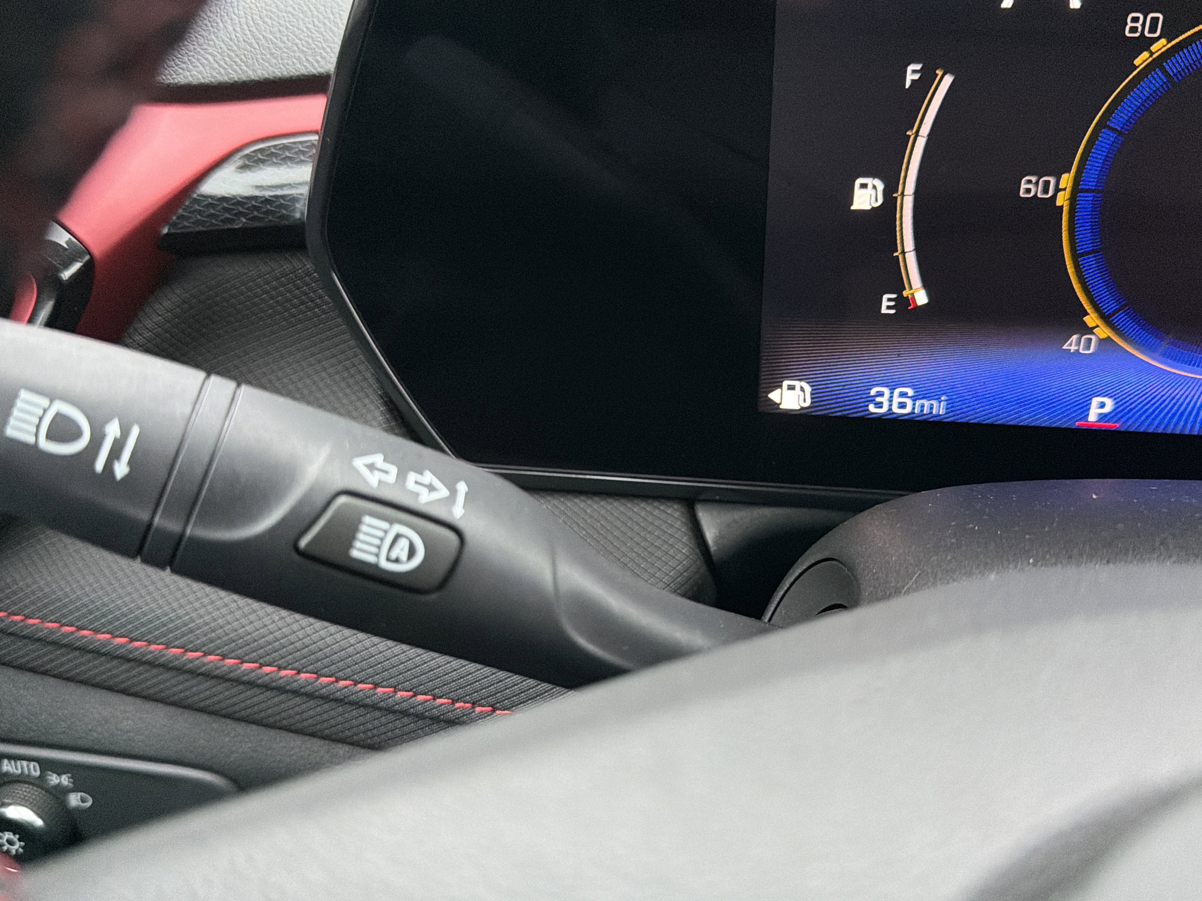 Used 2024 Chevrolet TrailBlazer RS w/ Driver Confidence Package image 28