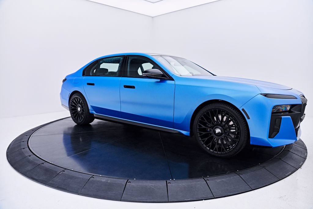 Used 2024 BMW 760i xDrive AWD/4WD image 17