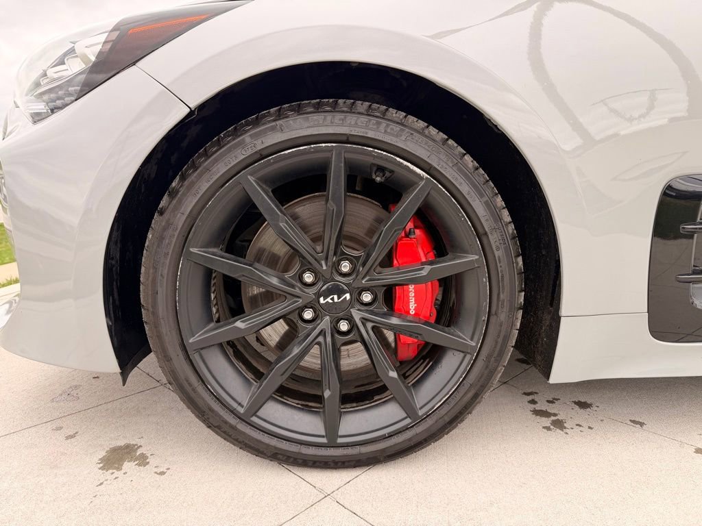 Used 2023 Kia Stinger GT2 image 17