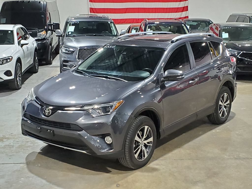 Used 2018 Toyota RAV4 XLE FWD image 38