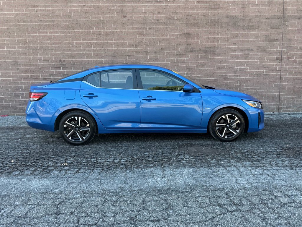 Used 2024 Nissan Sentra SV image 6