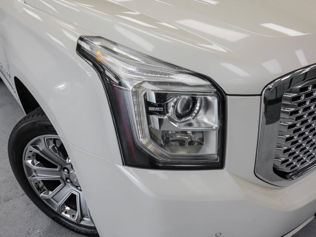 Used 2015 GMC Yukon Denali w/ Premium Package AWD/4WD image 8