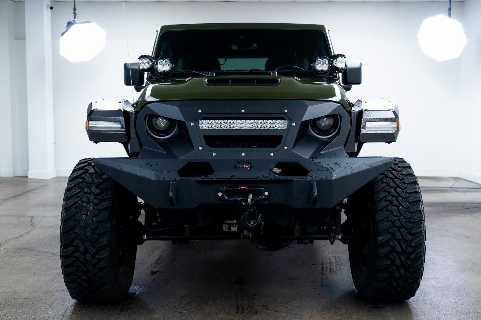 Used 2022 Jeep Wrangler Unlimited Rubicon w/ Trailer Tow Package image 2