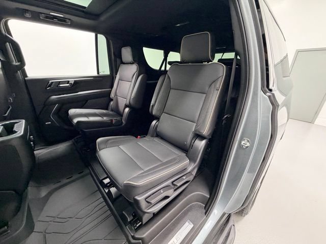 Certified 2026 Chevrolet Suburban Premier AWD/4WD image 26