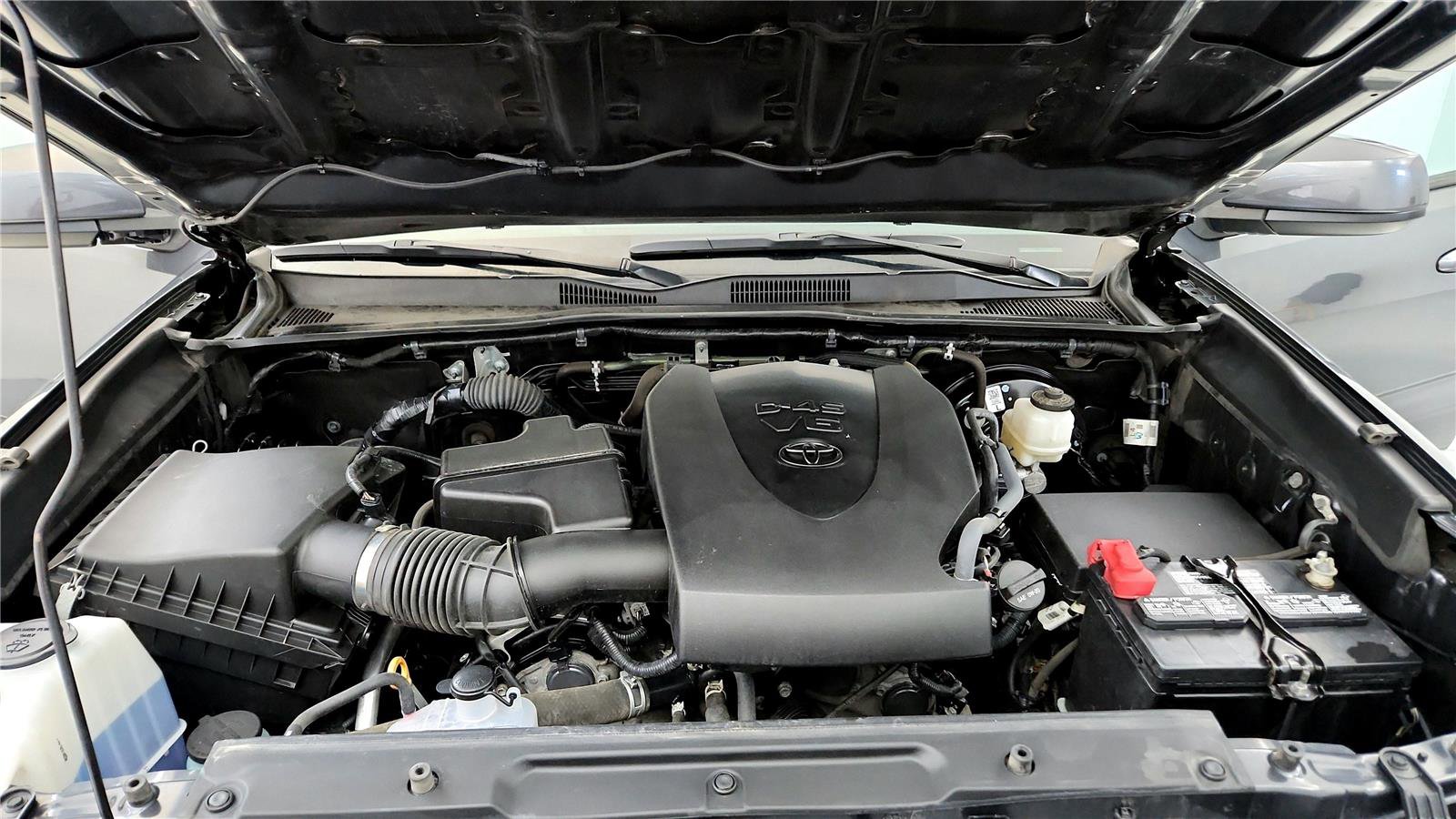 Certified 2023 Toyota Tacoma SR5 w/ Black Out Package (TMS) image 15