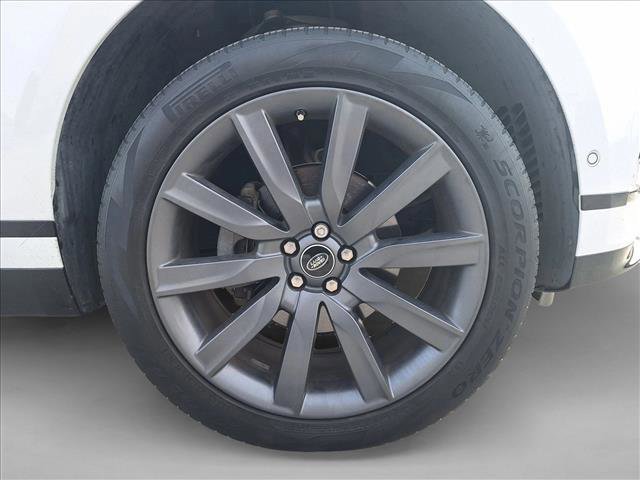 Used 2018 Land Rover Range Rover Velar R-Dynamic HSE image 19