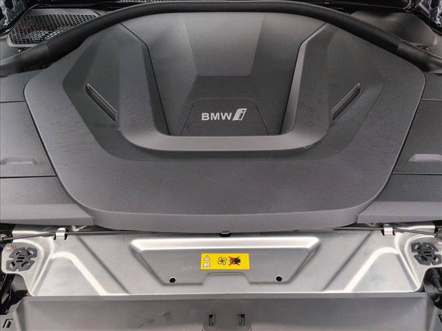 Used 2026 BMW i4 xDrive40i w/ M Sport Package AWD/4WD image 17