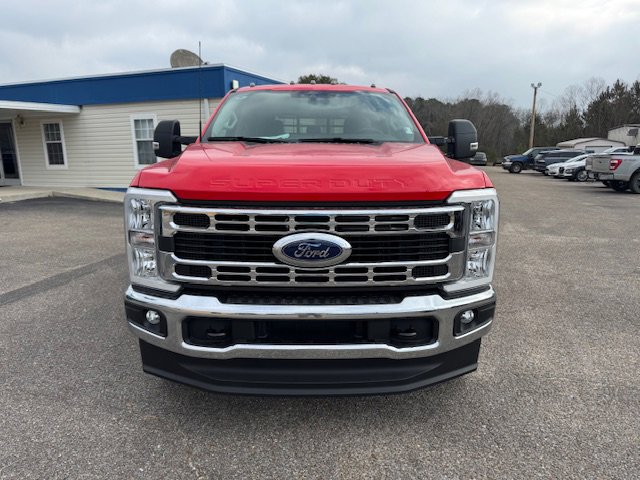 New 2026 Ford F350 XL w/ XL Chrome Package image 3