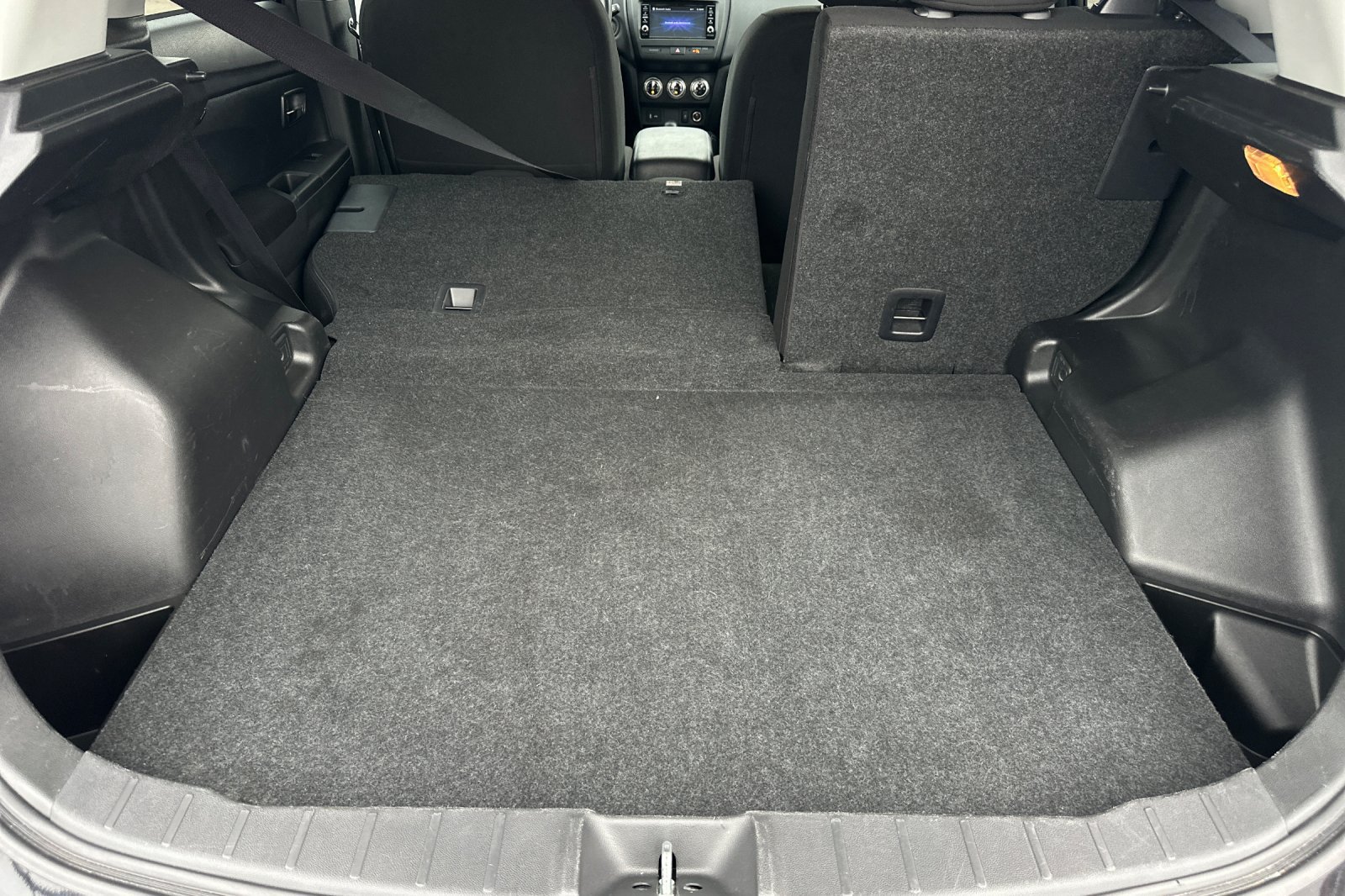 Used 2025 Mitsubishi Outlander Sport AWD image 14