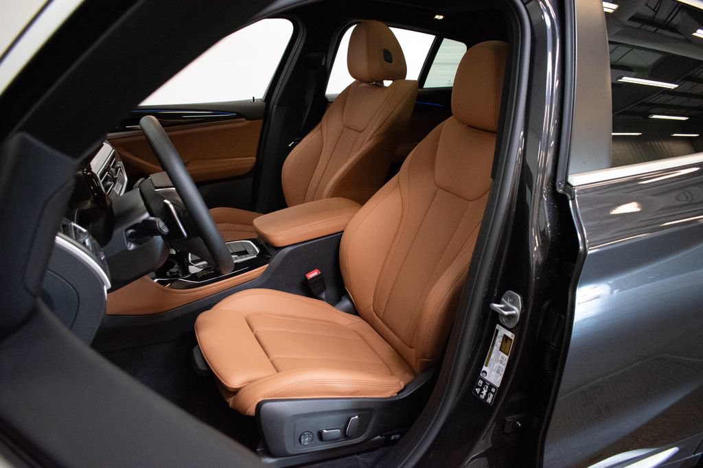 Certified 2025 BMW X4 xDrive30i w/ Premium Package AWD/4WD image 20