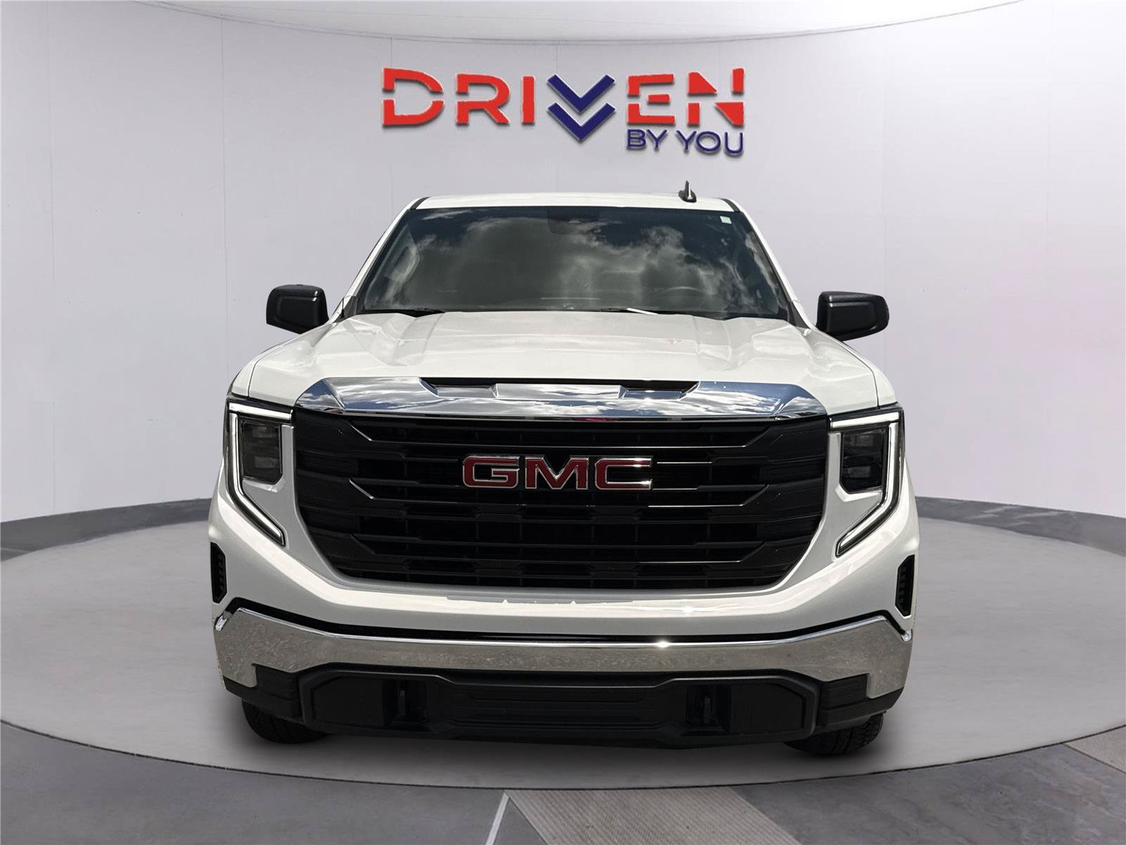 Used 2025 GMC Sierra 1500 Pro w/ Pro Value Package AWD/4WD image 9