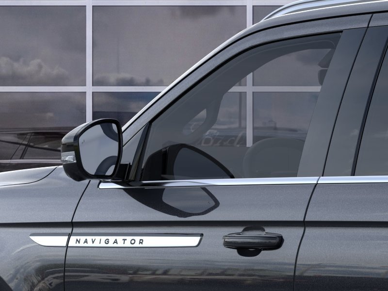New 2026 Lincoln Navigator Reserve AWD/4WD image 20