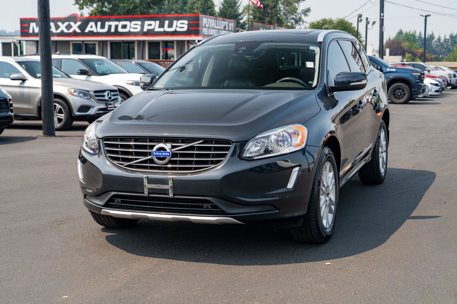 Used 2015 Volvo XC60 T5 AWD/4WD image 4