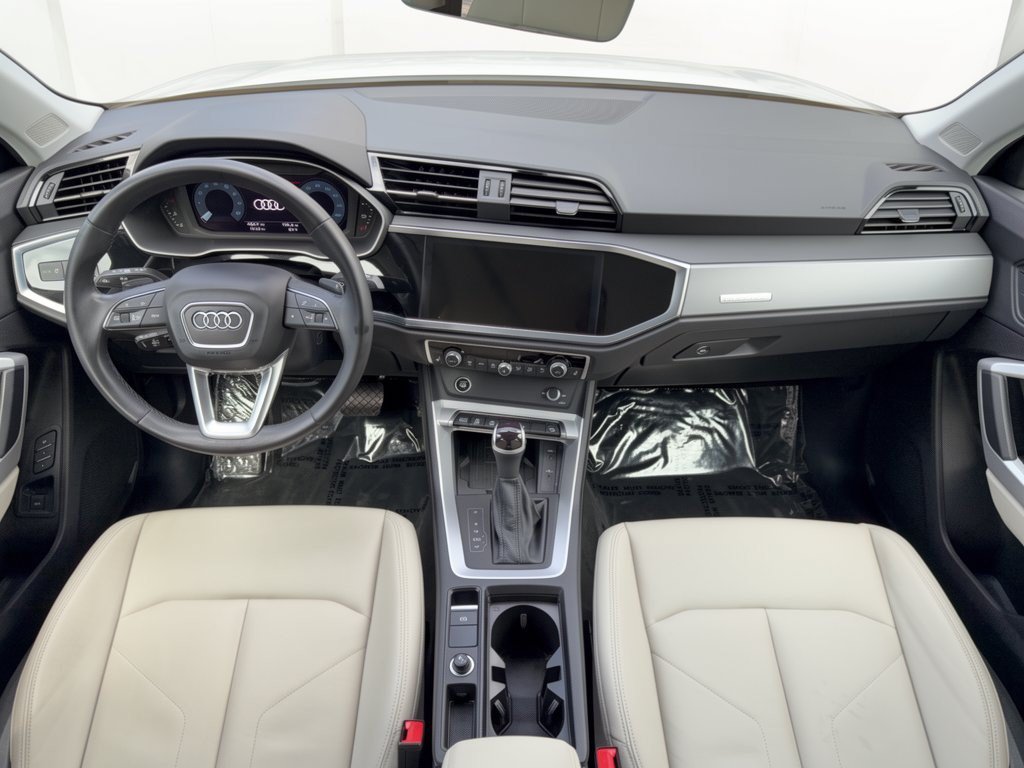 Used 2024 Audi Q3 2.0T Premium AWD/4WD image 17