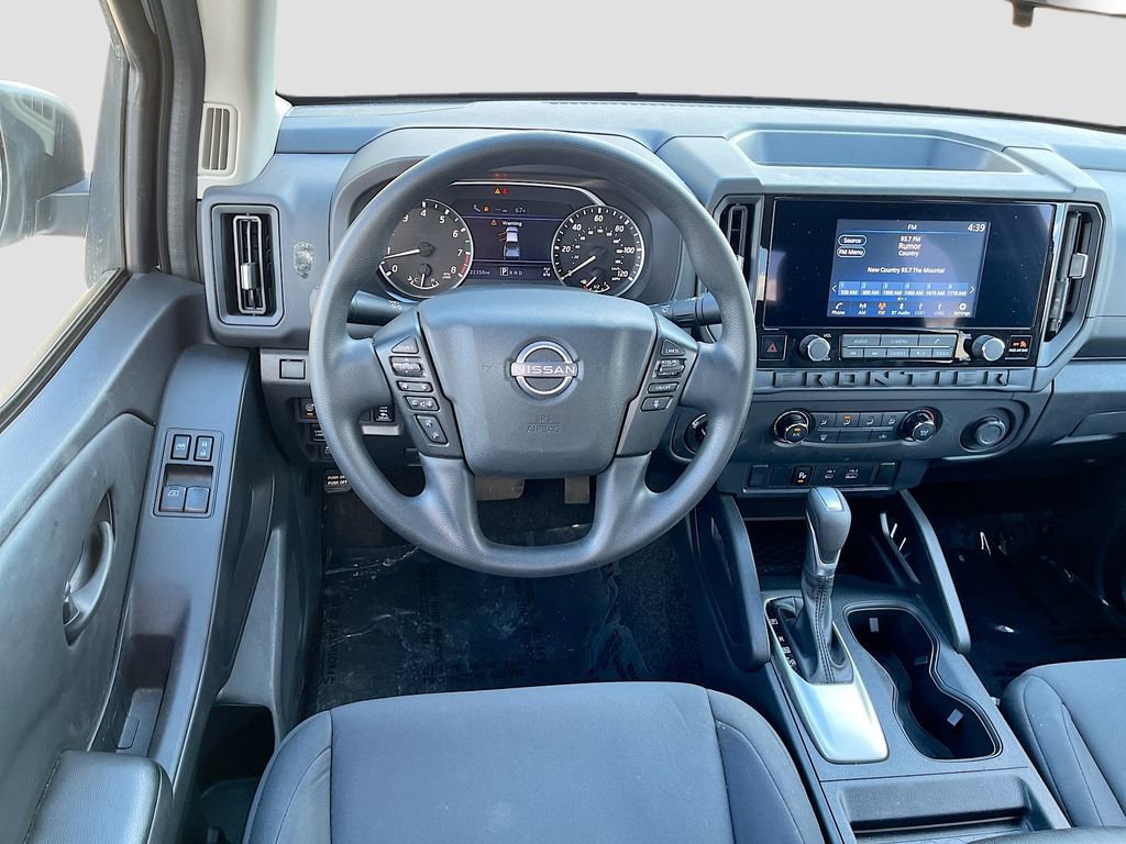 Used 2025 Nissan Frontier S w/ S Utility Package AWD/4WD image 20