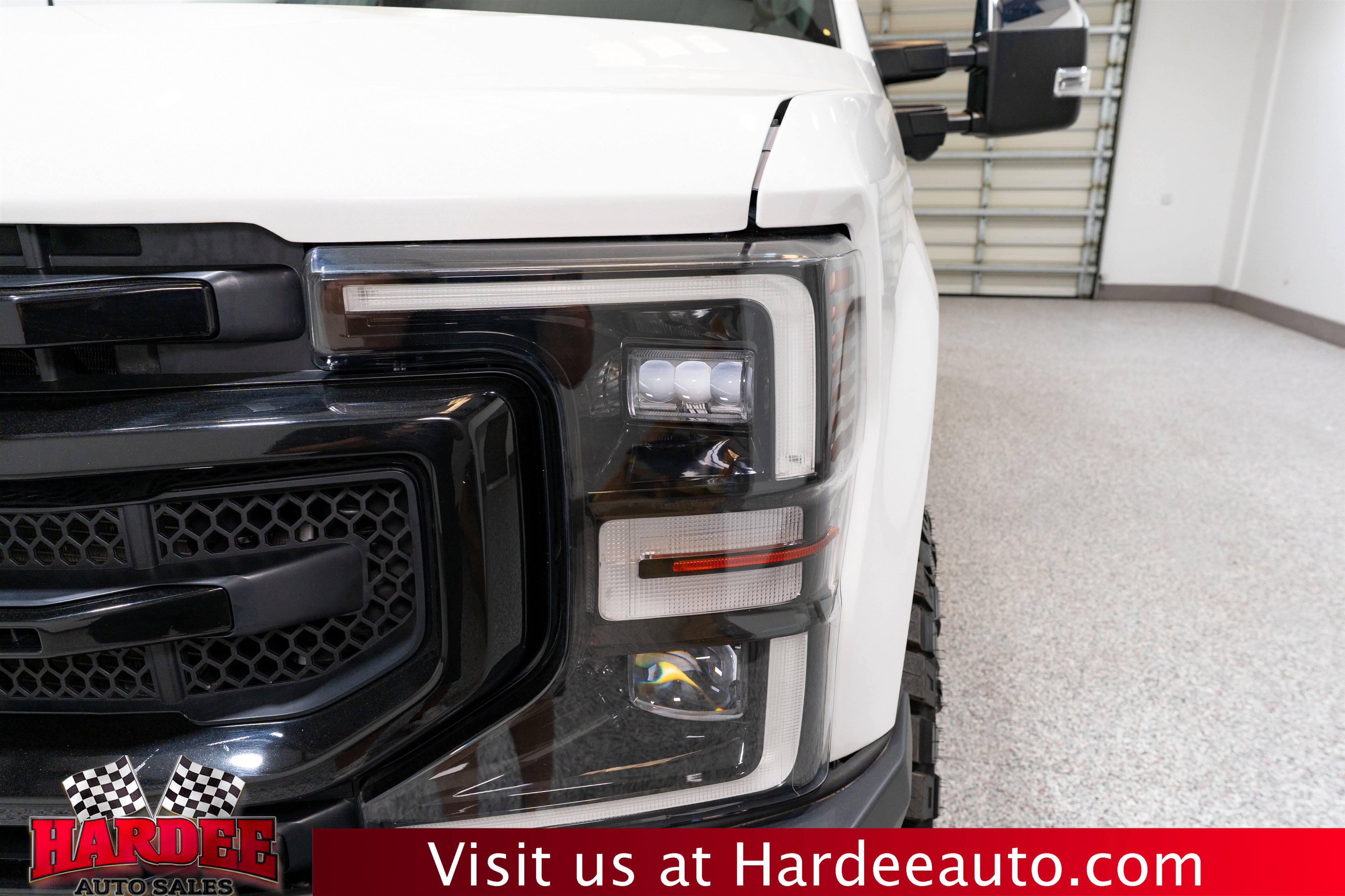 Used 2022 Ford F250 Platinum w/ FX4 Off-Road Package image 8