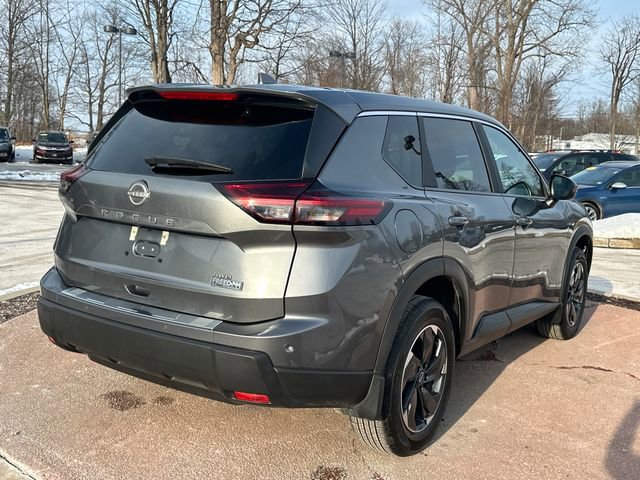 Used 2026 Nissan Rogue SV w/ Cold Weather Package image 5