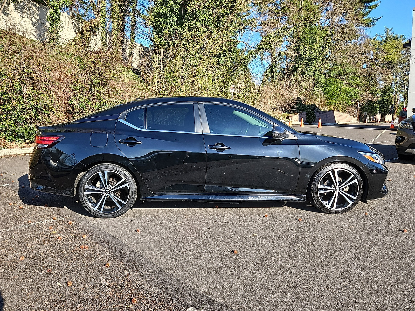 Certified 2020 Nissan Sentra SR image 7