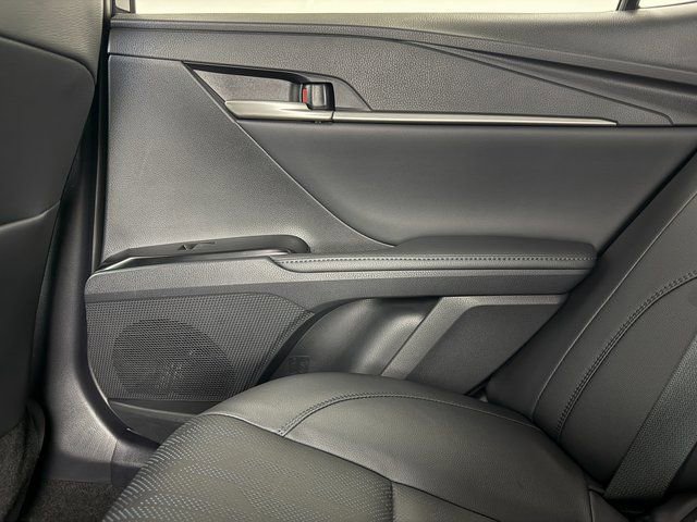 Used 2025 Toyota Camry XSE FWD image 34