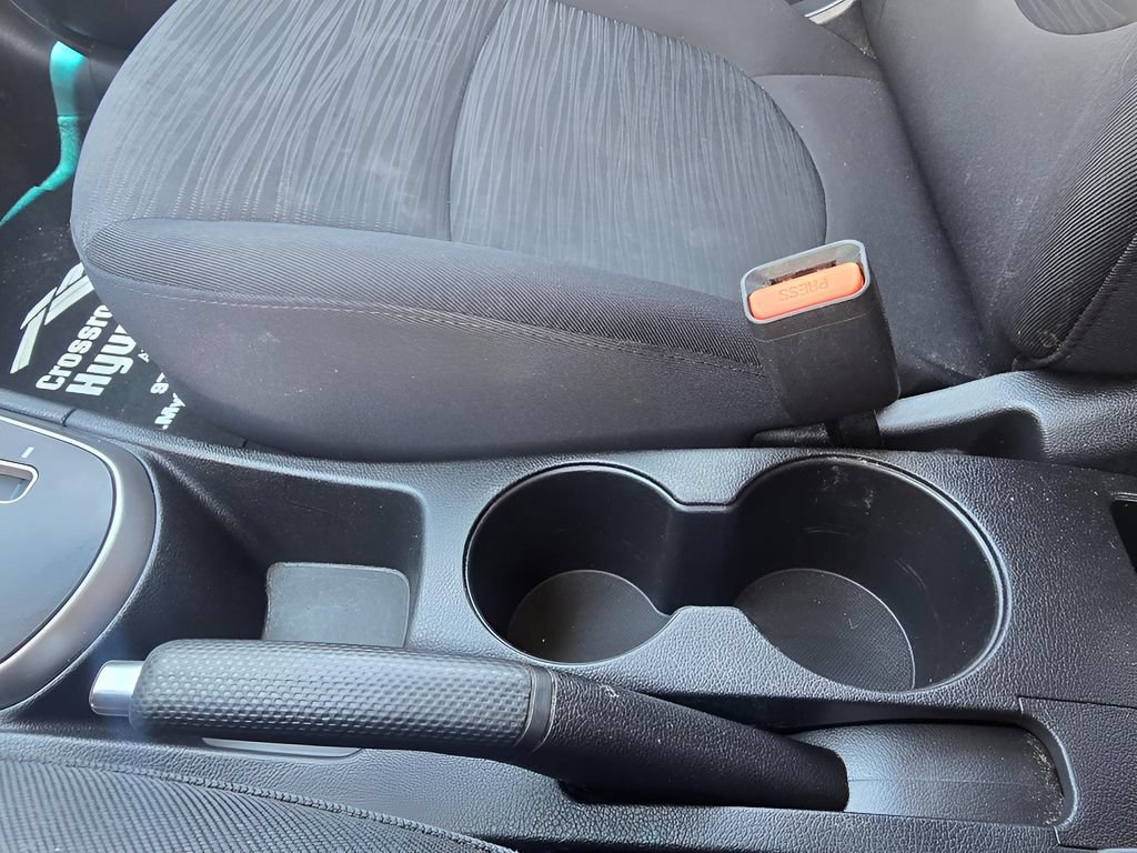 Used 2017 Hyundai Accent SE FWD image 10