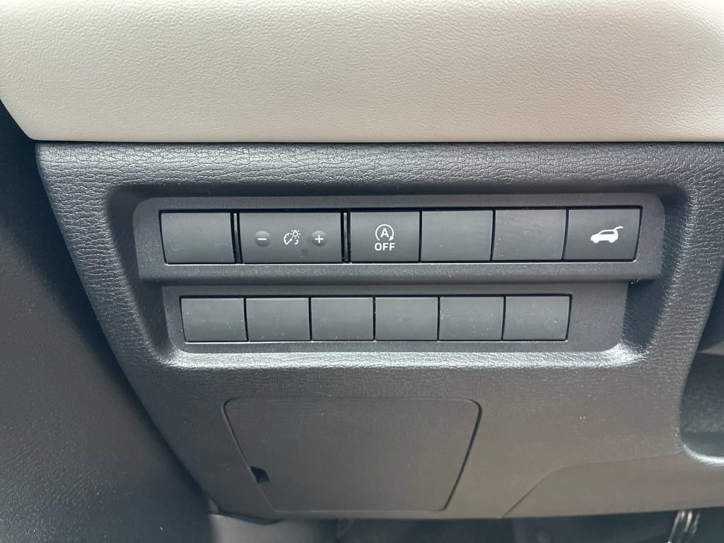 New 2026 Mitsubishi Outlander SE image 31