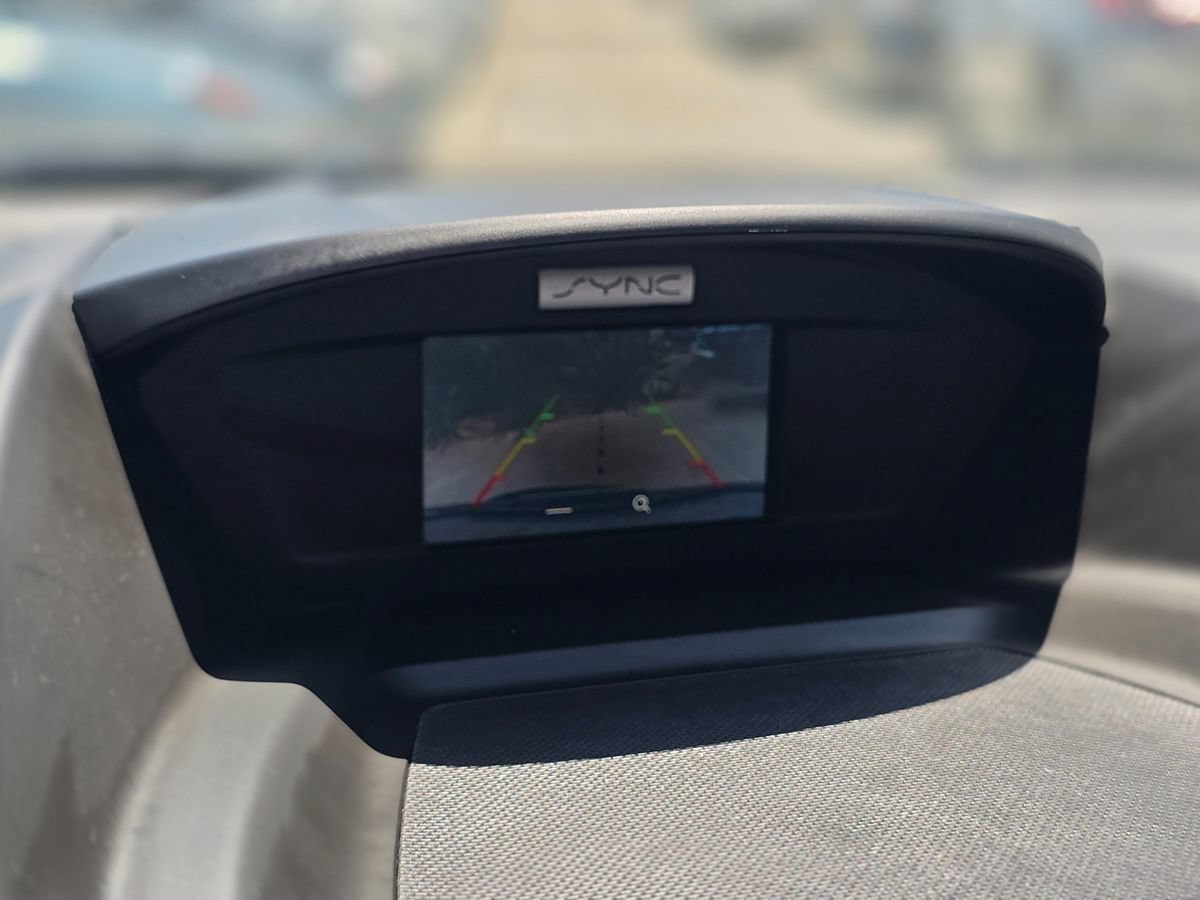 Used 2017 Ford Escape SE FWD image 40