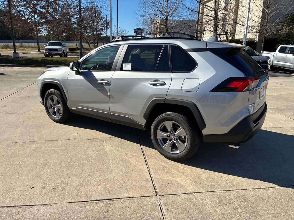 New 2025 Toyota RAV4 XLE image 3