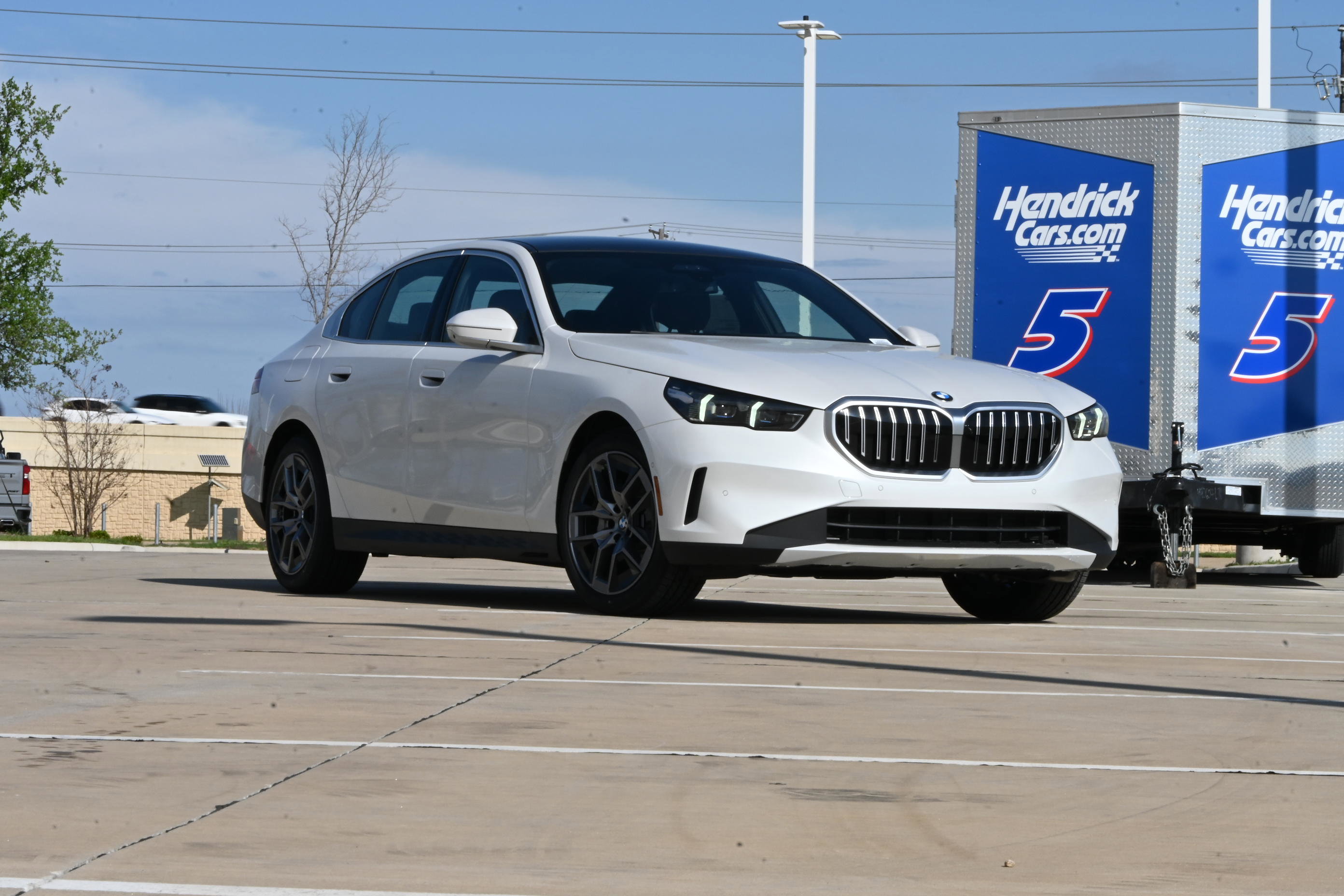 New 2026 BMW 530i RWD image 2