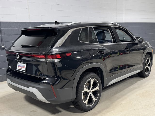 New 2026 Volkswagen Tiguan SE image 9