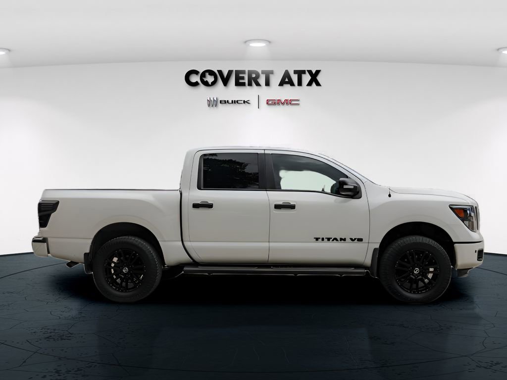 Used 2019 Nissan Titan SL w/ Midnight Edition AWD/4WD image 8