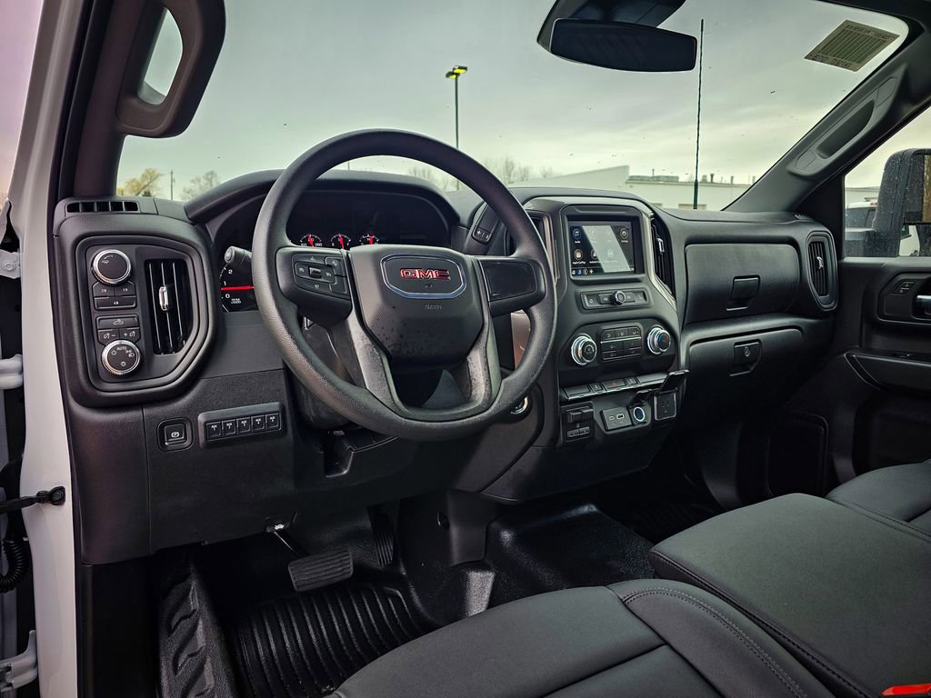 New 2026 GMC Sierra 3500 Pro w/ Convenience Package image 17