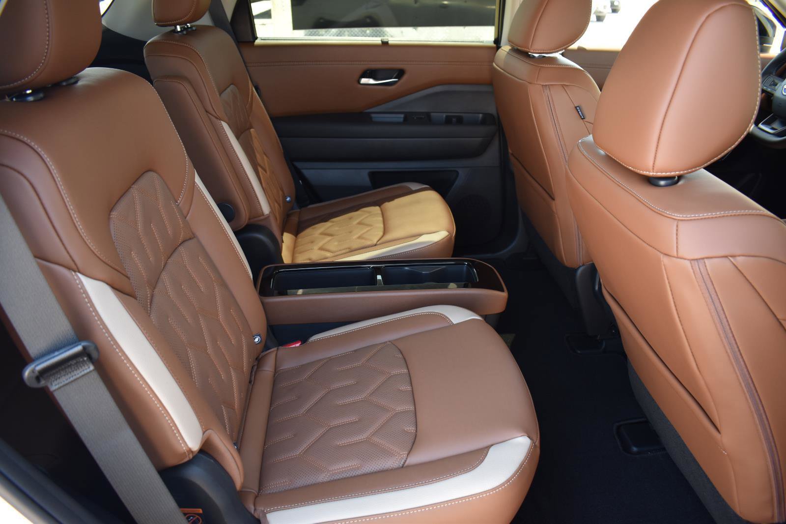 New 2026 Nissan Pathfinder Platinum image 65