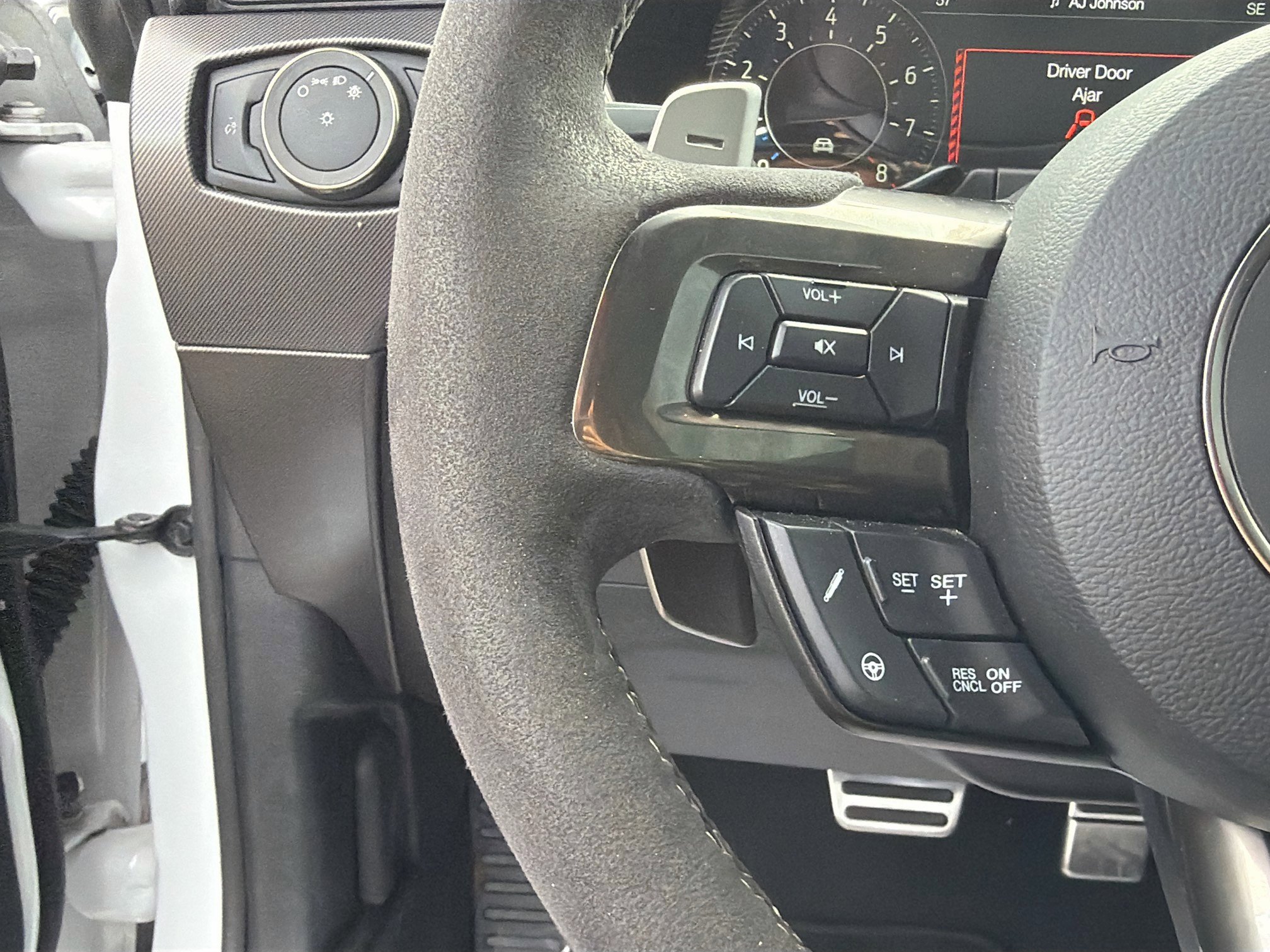 Used 2022 Ford Mustang Shelby GT500 w/ Technology Package image 35