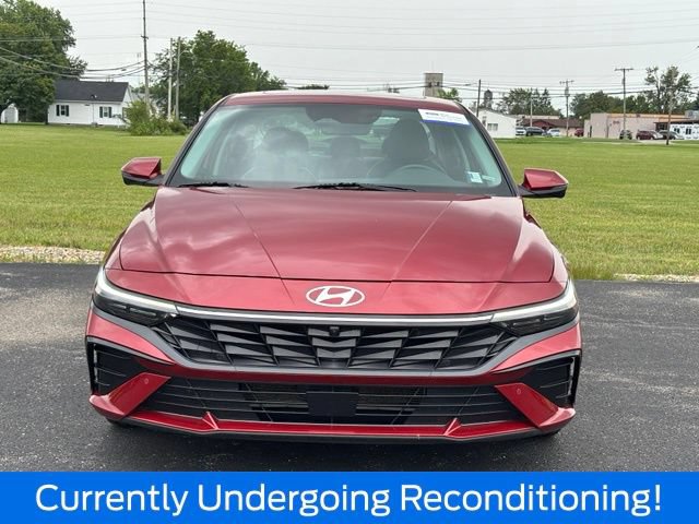 Used 2024 Hyundai Elantra Limited FWD image 3