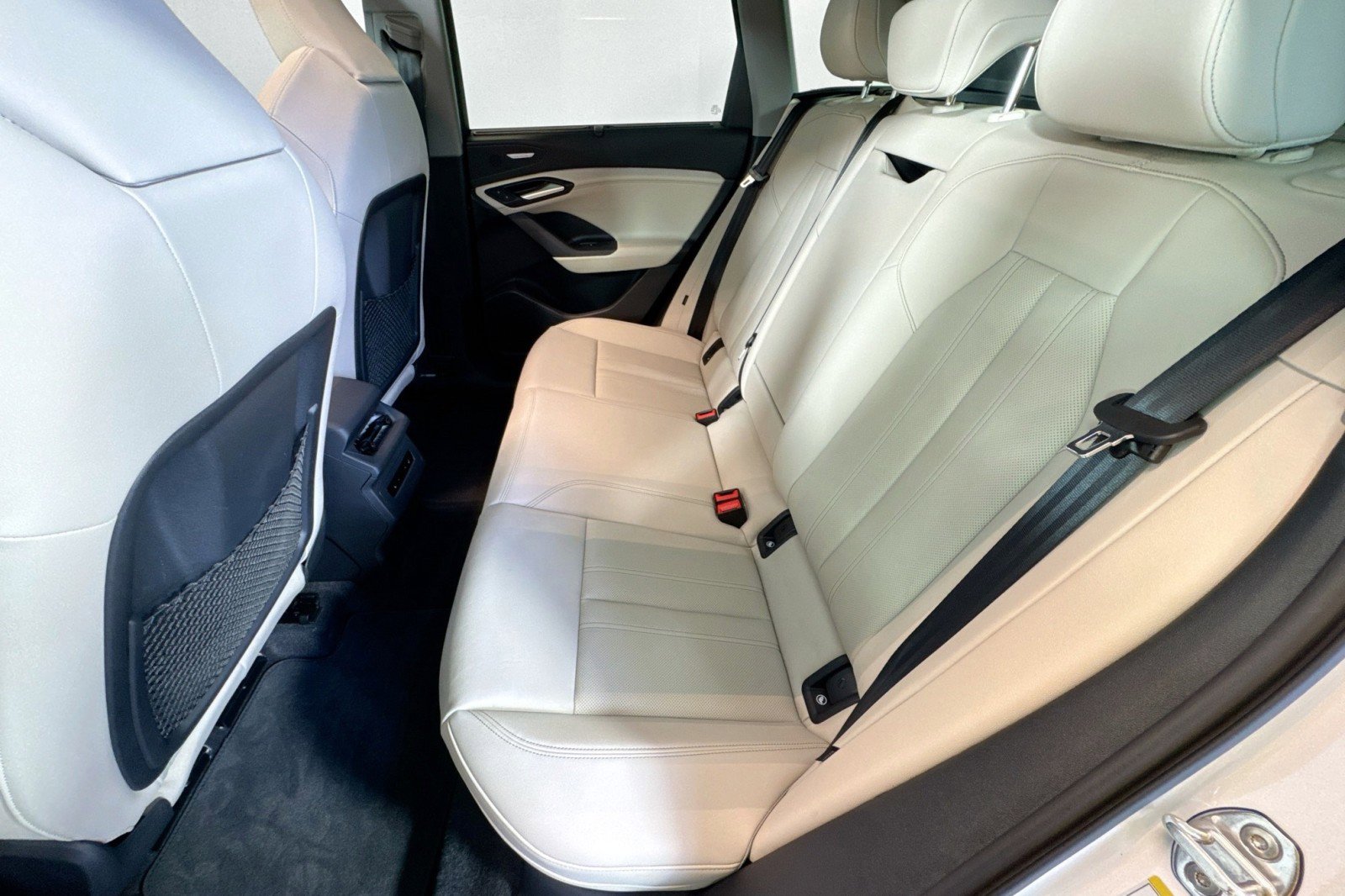 Used 2025 Audi Q6 e-tron Prestige w/ Beige Warm Weather Package image 22