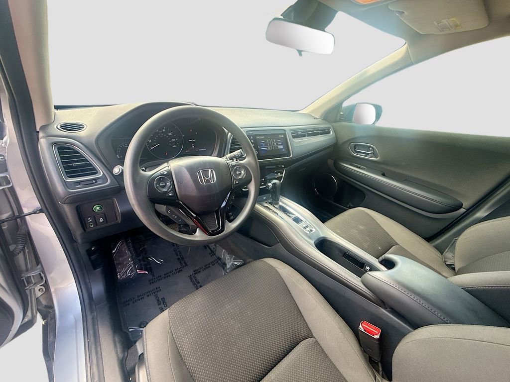 Used 2022 Honda HR-V EX image 9