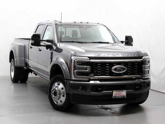 New 2026 Ford F450 Platinum image 1