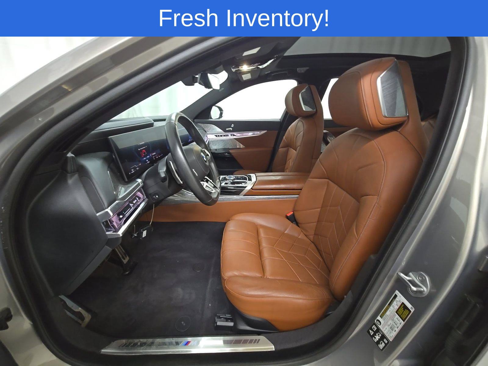 Used 2024 BMW 760i xDrive w/ Executive Package AWD/4WD image 19