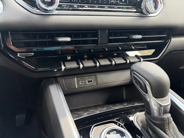 New 2026 GMC Canyon Elevation w/ Convenience Package AWD/4WD image 28