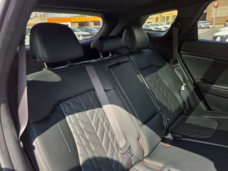 Used 2023 Kia Sportage X-Line w/ X-Line Premium Package AWD/4WD image 18