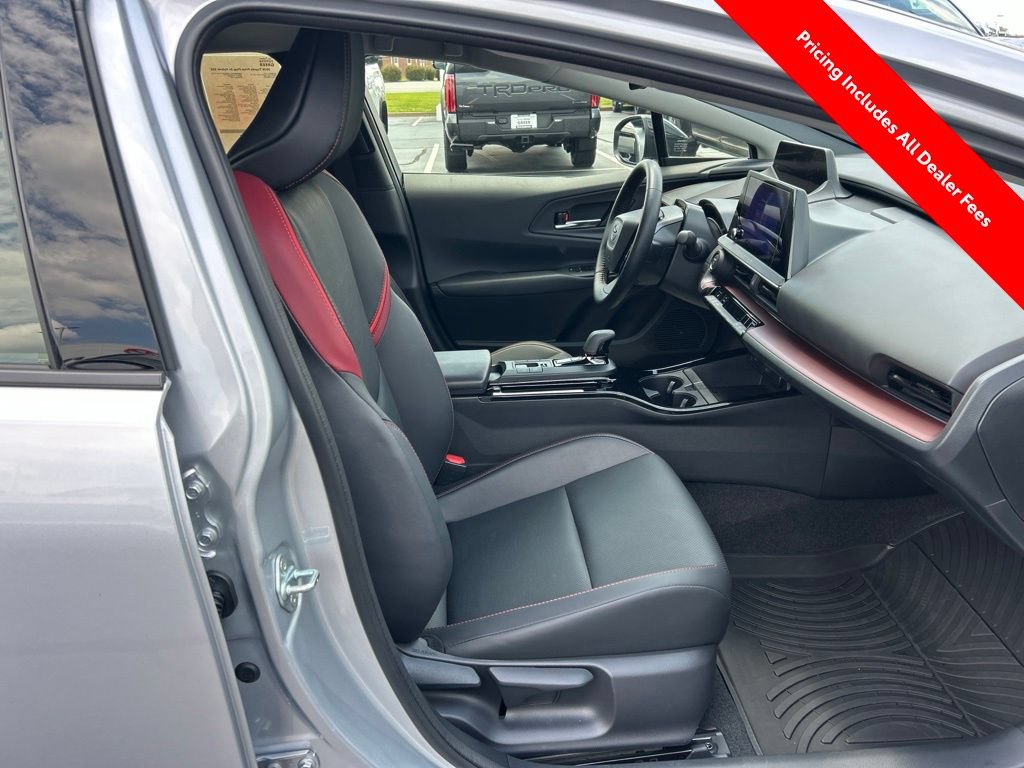 Used 2026 Toyota Prius Plug-In Hybrid FWD image 21
