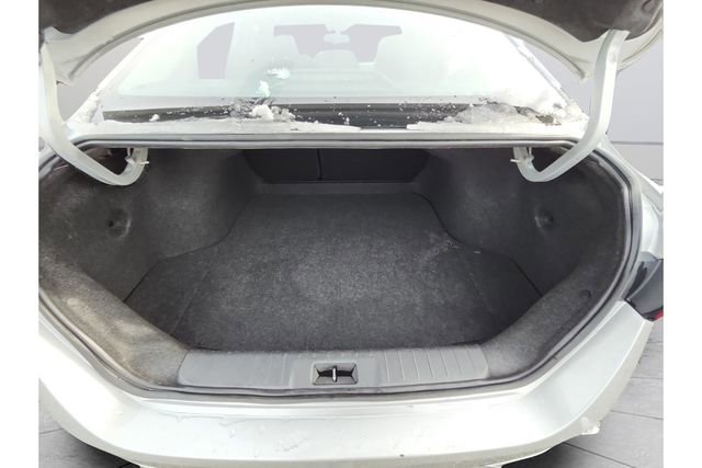 Used 2023 Nissan Sentra SV image 19